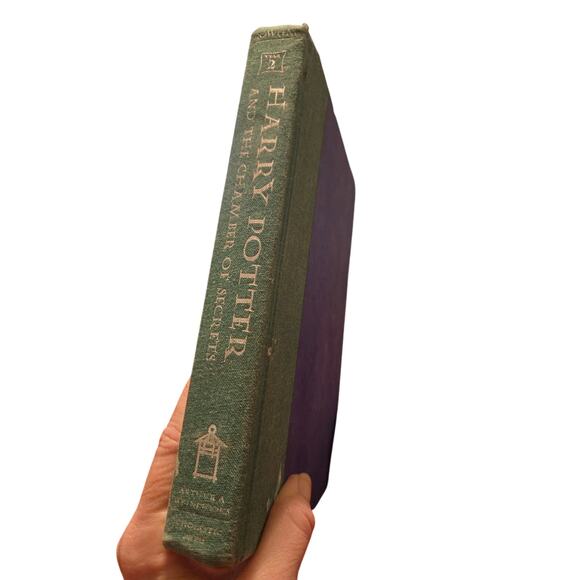 HARRY POTTER & Chamber of Secrets Hardcover Book 2 Later Printing 0439064864 - Picture 4 of 8